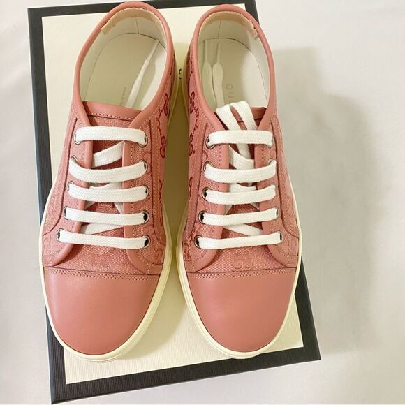 GUCCI Pink Canvas GG Low Top Sneakers - Picture 6 of 15